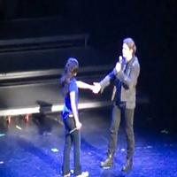 STAGE TUBE: Groff Makes Surprise Appearance at GLEE Concert
